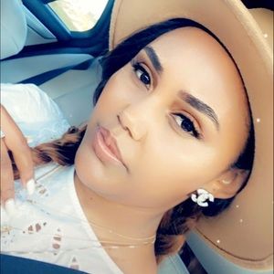 Meet your Posher, Mahlet